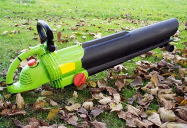 Ryobi is a trusted and well-known brand. Here are a couple of Ryobi leaf blower reviews for you to choose the right model that fits your needs.
